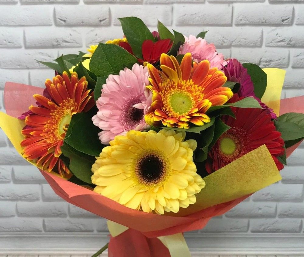 Букет цветов из: Герберы в Больших Салах