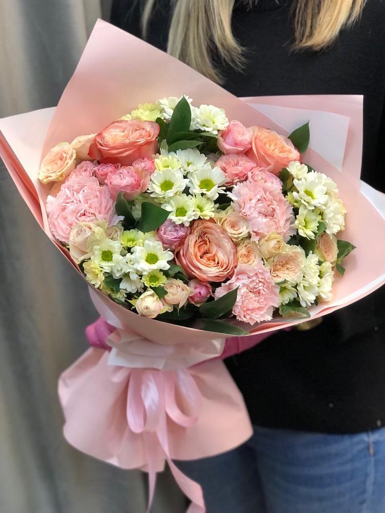 Букет цветов из: Гвоздики, Розы и Хризантемы в Больших Салах