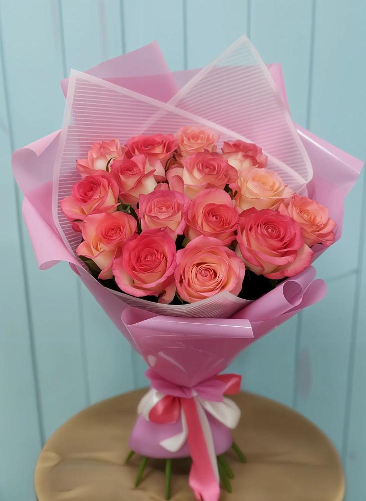 Букет 15 Розовых роз Равель в Больших Салах