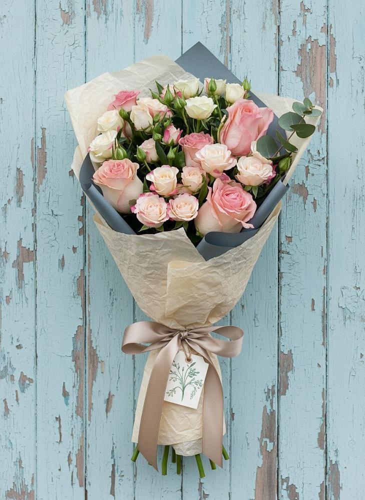 Букет цветов из: Розы в Больших Салах