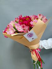 Букет цветов из:  Альстромерии в Больших Салах