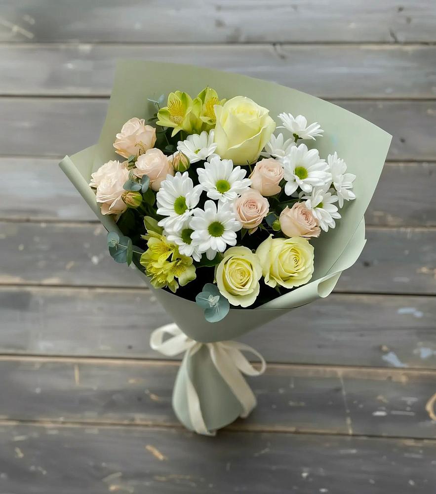 Букет цветов из: Альстромерии, Розы и Хризантемы в Больших Салах