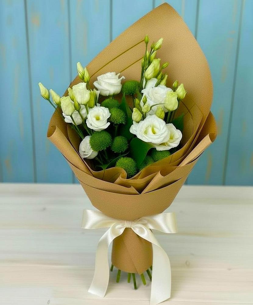 Букет цветов из: Хризантемы и Лизиантусы в Больших Салах