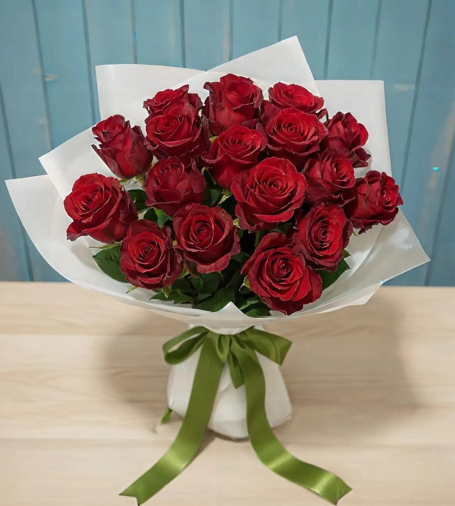 Букет Красные розы в Больших Салах