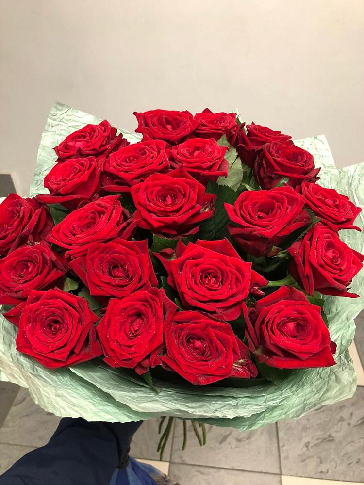 Розы Классика в Больших Салах Букет Классика в Больших Салах