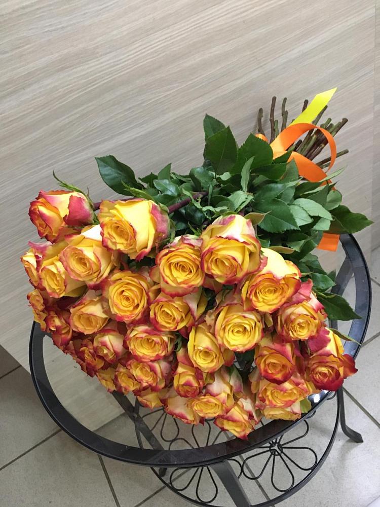 Букет Желтые розы в Больших Салах