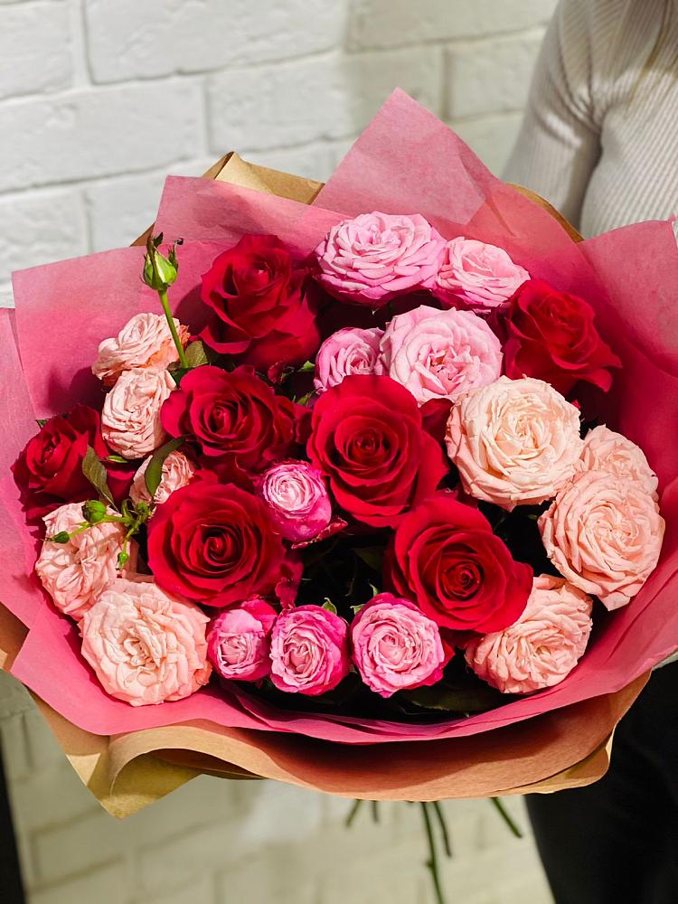 Букет цветов из: Розы в Больших Салах