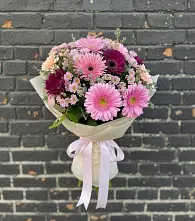 Букет цветов из:  Герберы и Хризантемы в Больших Салах
