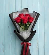 Букет цветов из:  Розы в Больших Салах