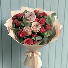 Букет цветов из:  Гвоздики и Розы в Больших Салах