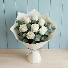 Букет Белые розы в Эвкалипте в Больших Салах