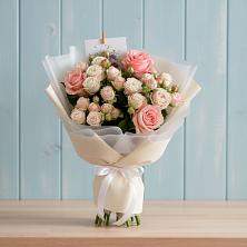 Букет цветов из:  Розы в Больших Салах