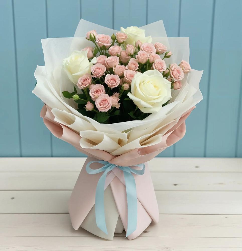 Букет цветов из: Розы в Больших Салах