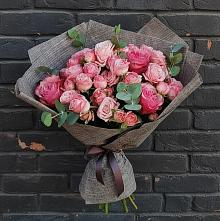 Букет цветов из:  Розы в Больших Салах