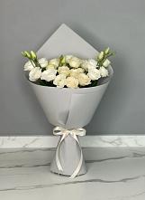 Букет цветов из:  Розы и Лизиантусы в Больших Салах